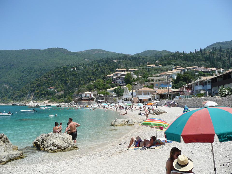 Agios Nikitas Foto: 1 av 3