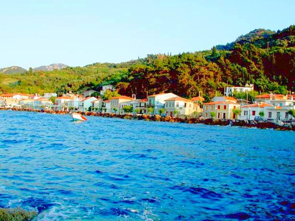 Agios Konstantinos Foto: 1 av 4